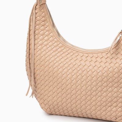 Schultertasche in Halbmondform mit Glattem Finish & Verstellbarem Riemen