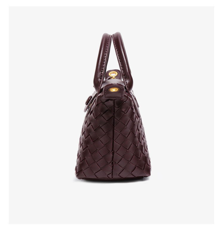 Braune Flechtoptik Crossbody Bag – Vegan & Elegant