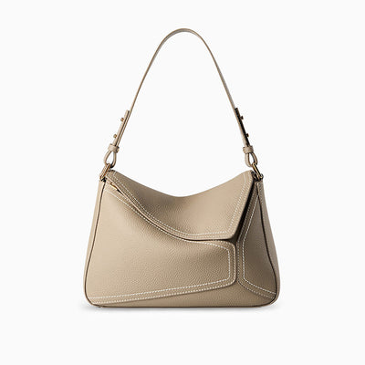 Schultertasche mit Kontrastnähten & Soft-Lederoptik