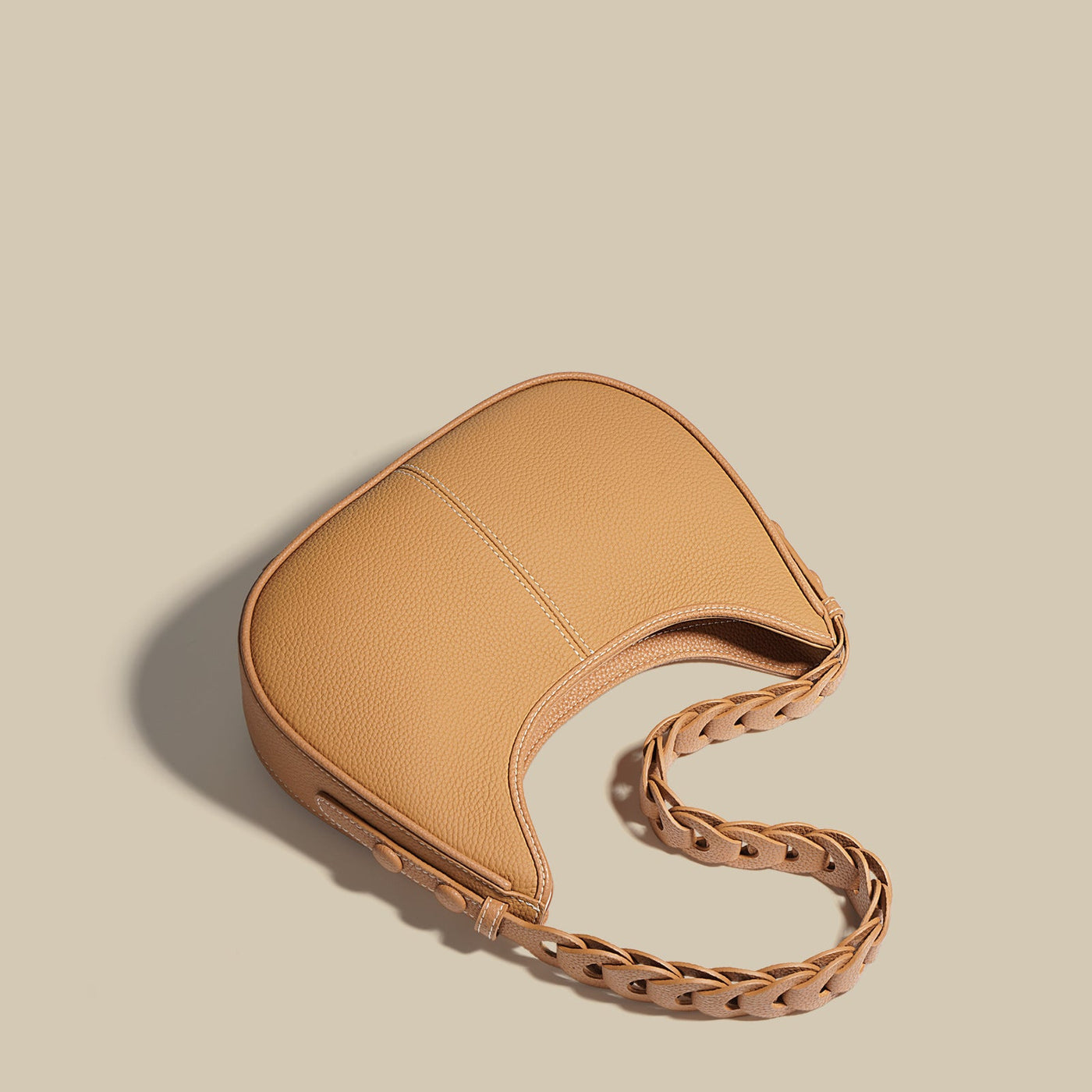 Elegante Halbmond-Schultertasche mit Geflochtenem Henkel
