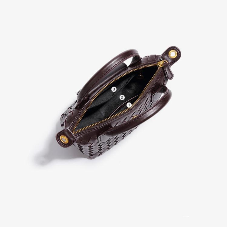Braune Flechtoptik Crossbody Bag – Vegan & Elegant