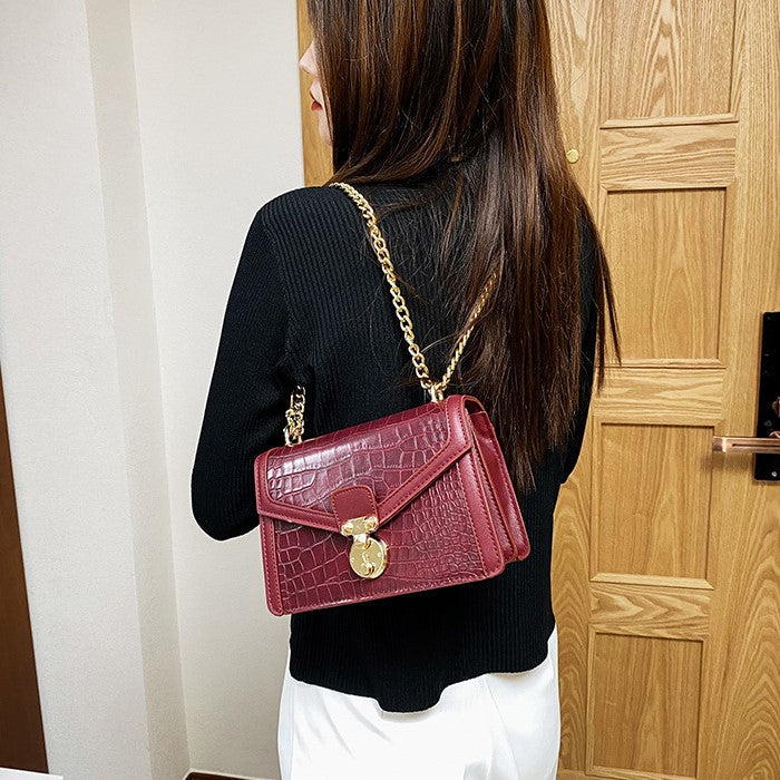 Crossbody Tasche Damen – Kleine Kroko-Optik Umhängetasche mit Goldkette