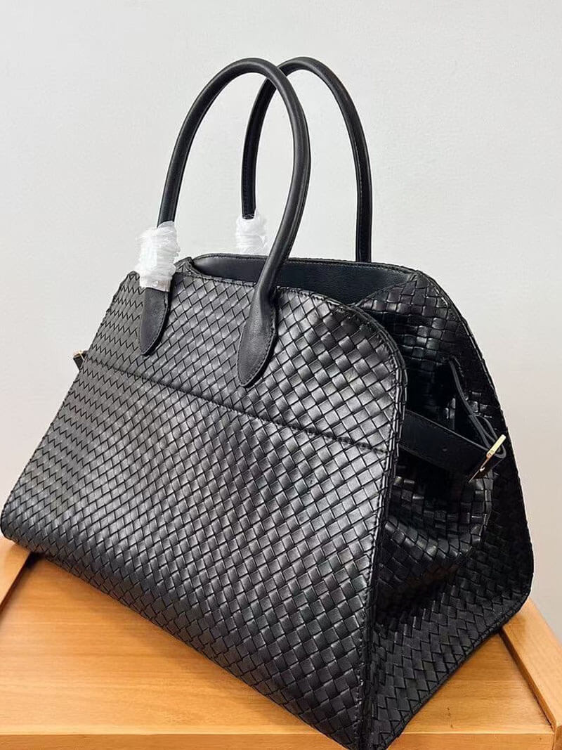 Elegante Handtasche mit geflochtenem Design und abnehmbarem Riemen