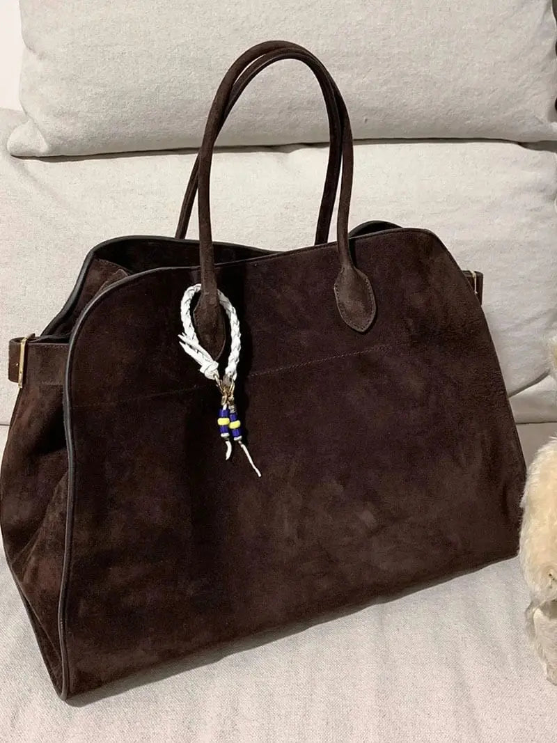 Elegante Tote Bag aus Weichem Velours mit Klassischer Silhouette