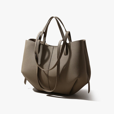 Moderne Tote Bag mit Weicher Silhouette & Langem Trageriemen