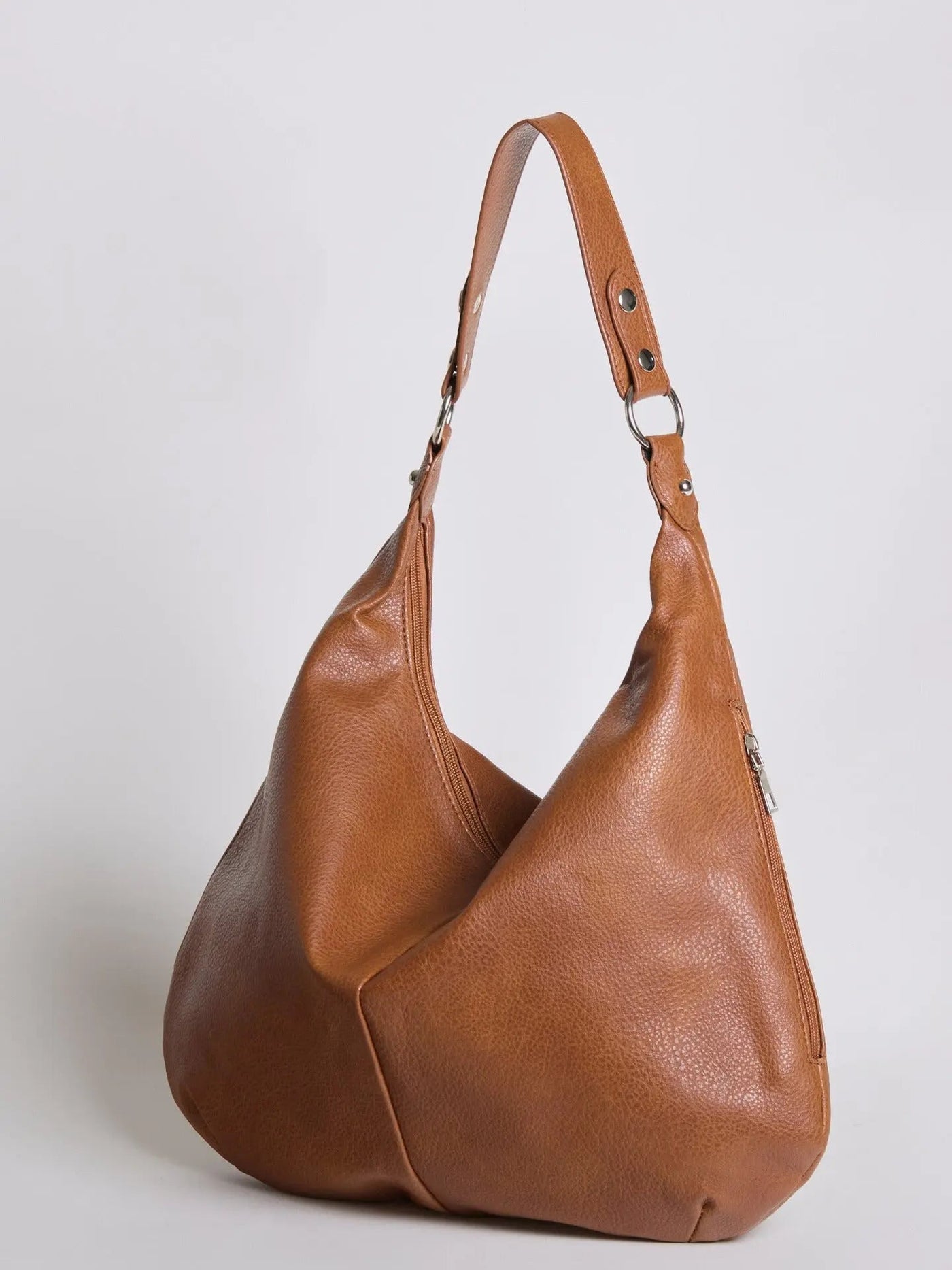Hobo Schultertasche – Zeitlose Premium Bag mit Metall-Details