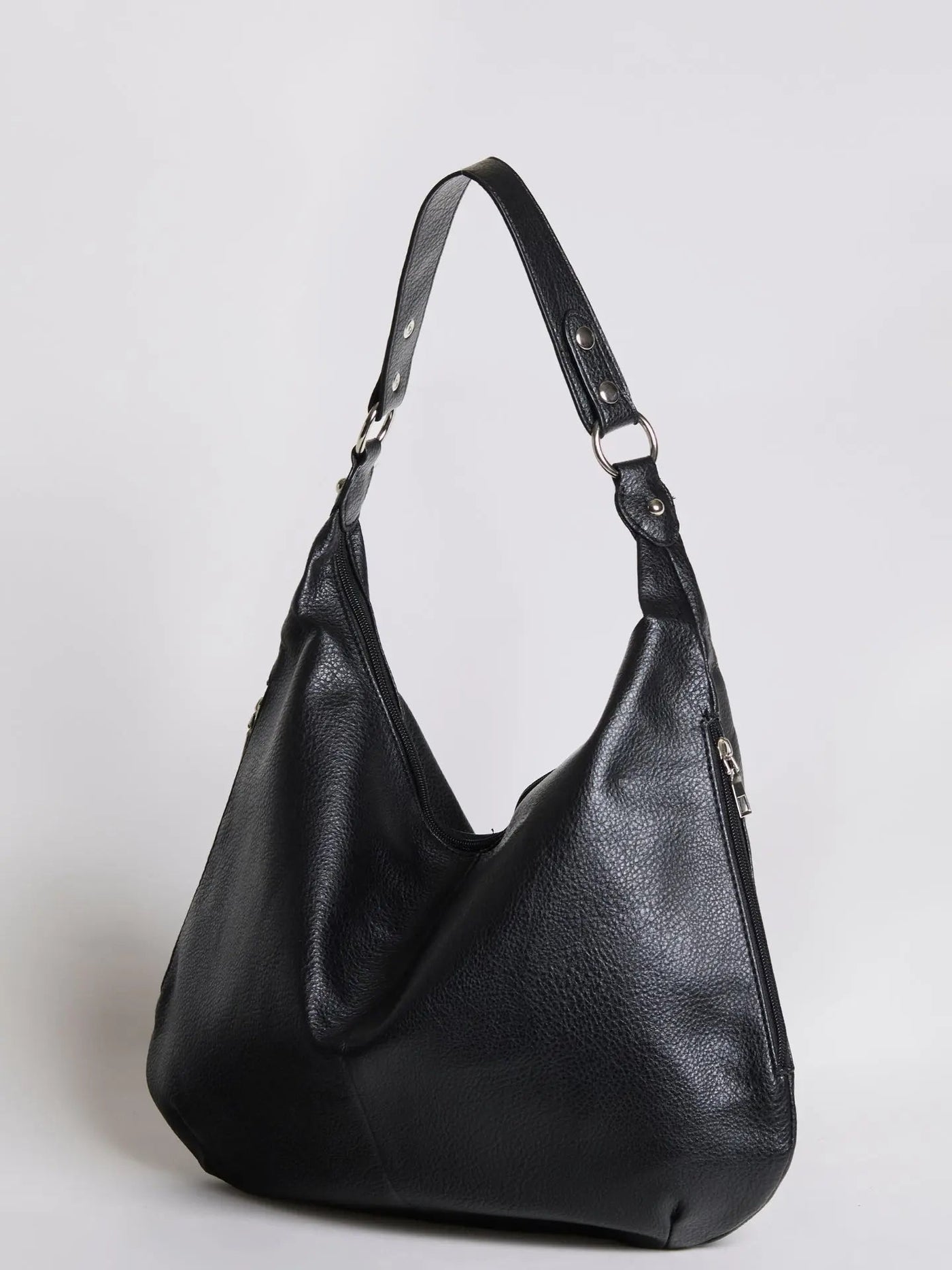 Hobo Schultertasche – Zeitlose Premium Bag mit Metall-Details
